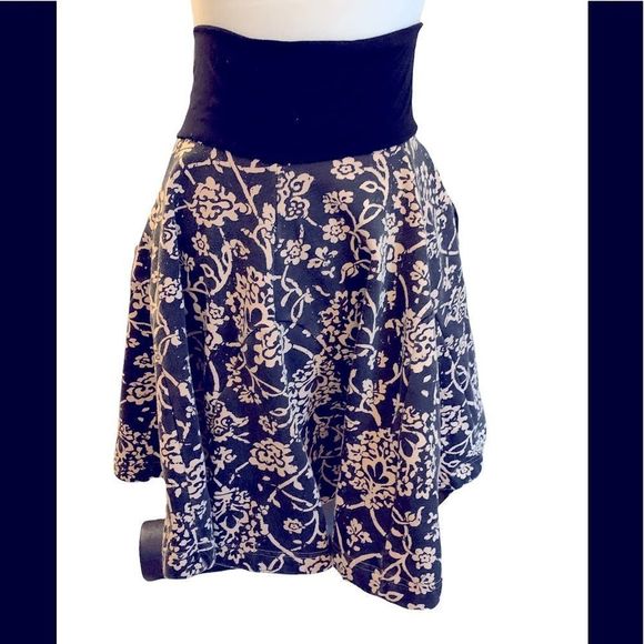 Effies Heart cotton blend medium skirt - Picture 1 of 7